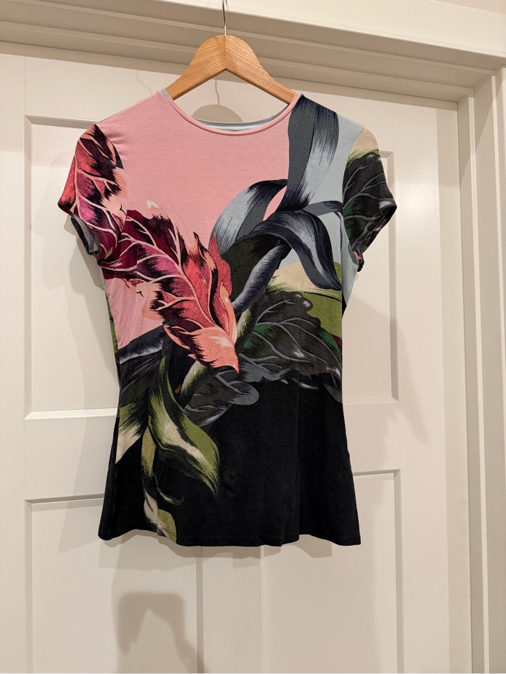 Ted Baker London Pink, Black & Green Floral Stretch Tee